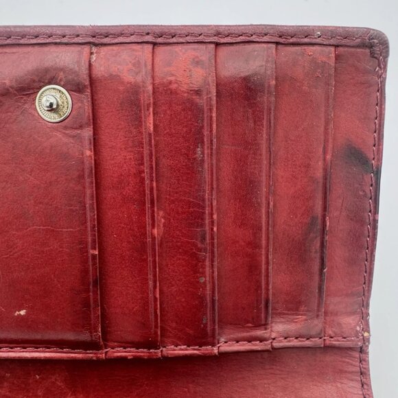 Vintage COACH Red Leather Wallet – 5 Card Slots & Zipper Coin Purse - Picture 5 of 8
